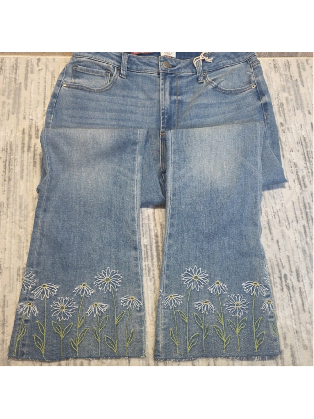 Driftwood Romy Flare Embroidered Jeans Women's Sz 4 & 8 NEW - Picture 2 of 11
